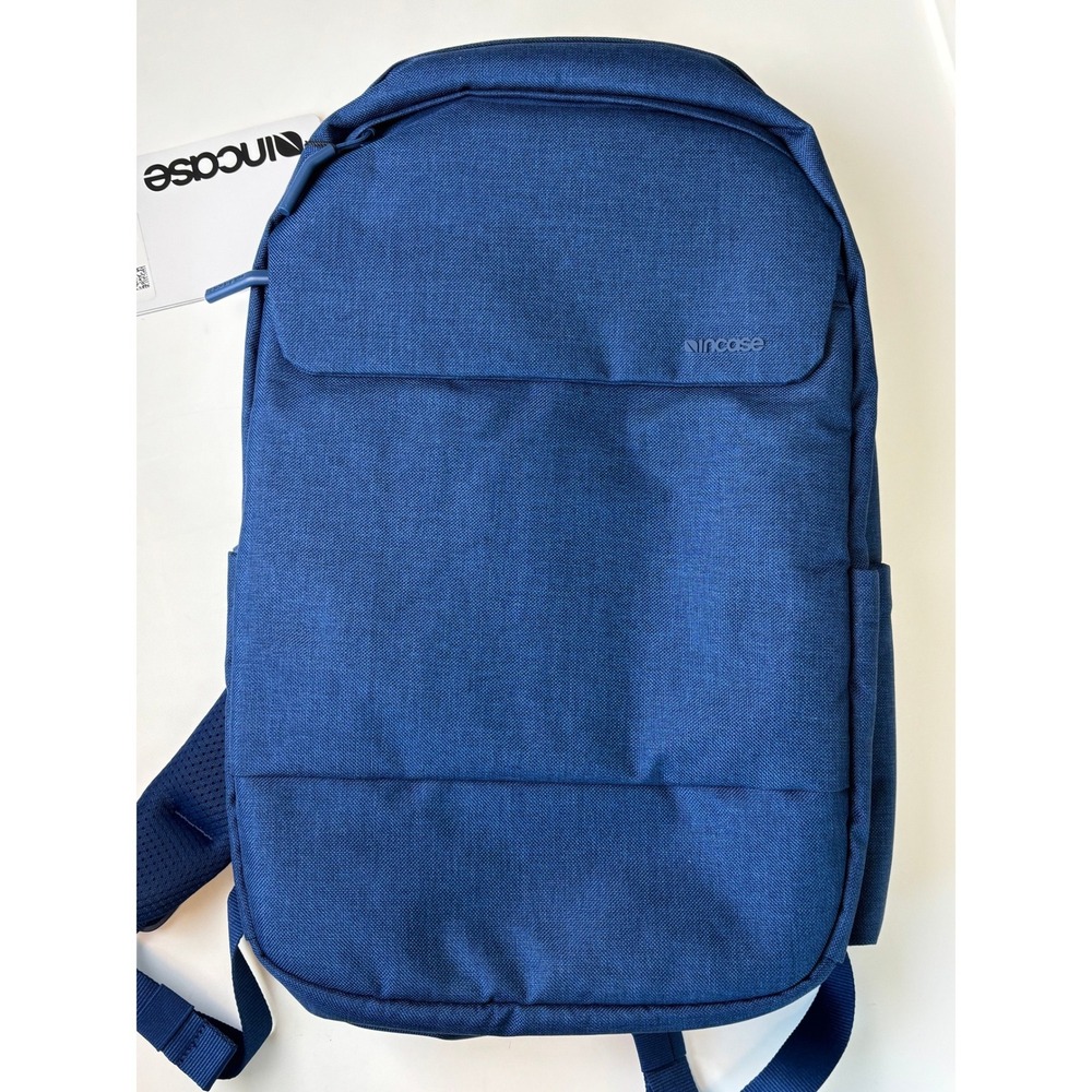 NEW Incase Crosstown Backpack Navy Blue Laptop Sleeve Minimalist